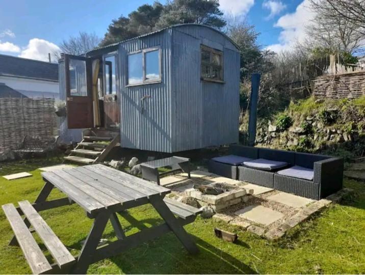 Treguth Glamping Unique Experience - Themed Huts 호텔 Saint Day 외부 사진