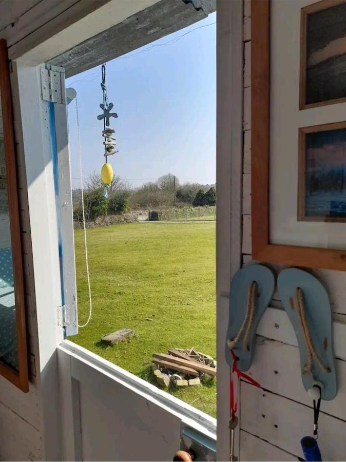 Treguth Glamping Unique Experience - Themed Huts 호텔 Saint Day 외부 사진