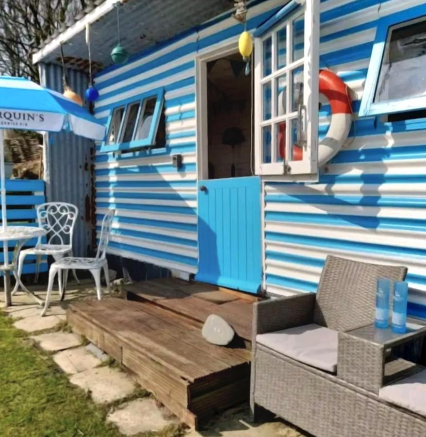 Treguth Glamping Unique Experience - Themed Huts 호텔 Saint Day 외부 사진