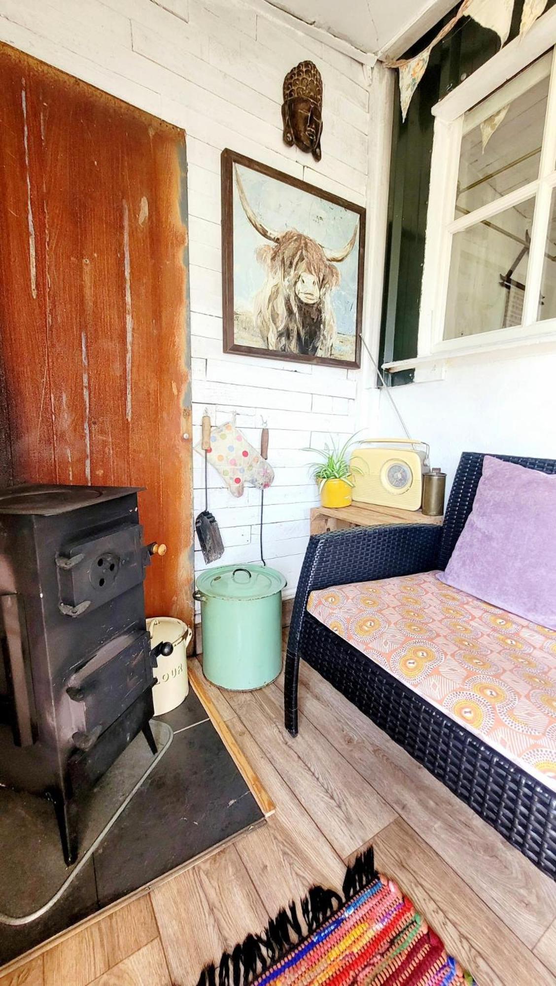 Treguth Glamping Unique Experience - Themed Huts 호텔 Saint Day 외부 사진